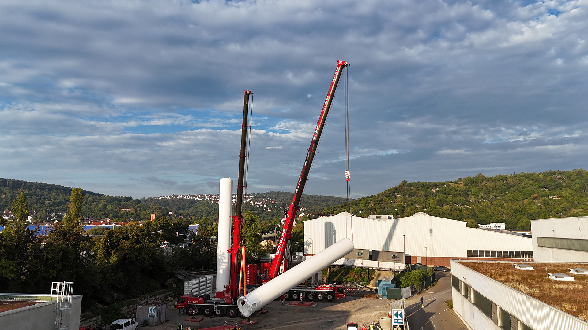 scholppkran-hydrogenhubstuttgart-wasserstoff-hafen-stadtwerke-krandienstleistung-autokran